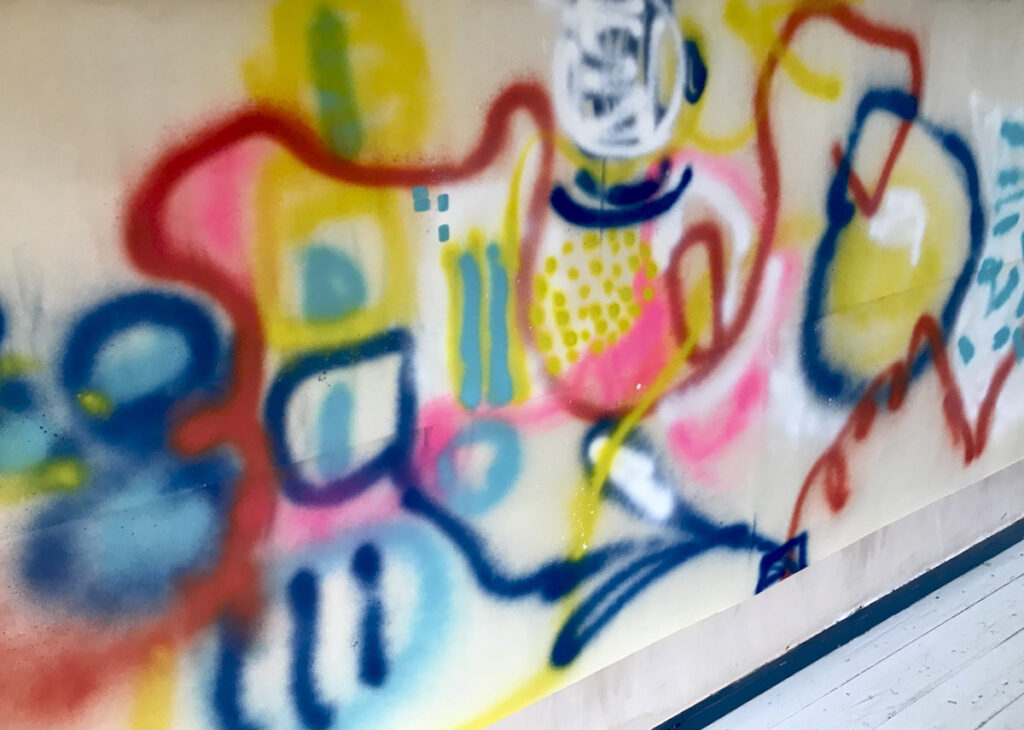 Dancing 2, spray paint by Suzanne Bethell